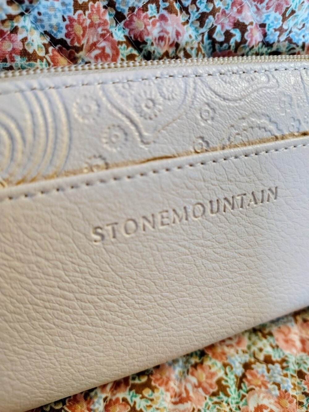 NWT Stone Mountain Blush Pink Previously Leather Wallet MSRP $88